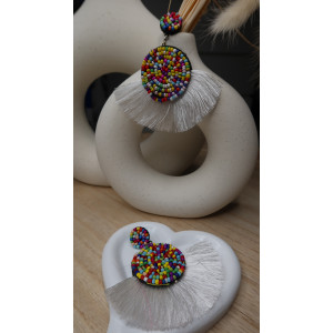 Boucles D'Oreilles Cruzy avec pompon de plusieurs couleurs