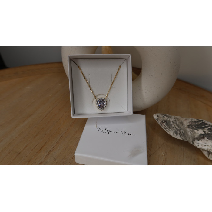 Collier Agata goutte serti clos d'un cristal entouré de zirconium idéal a offrir en période de noël en acier inoxydable.