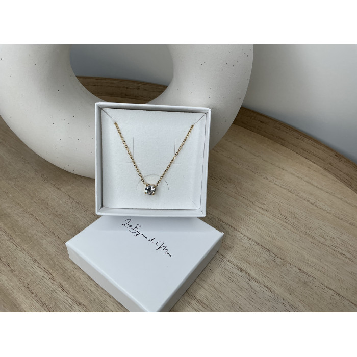 Collier Solitaire avec un zirconium blanc en acier inoxydable silver