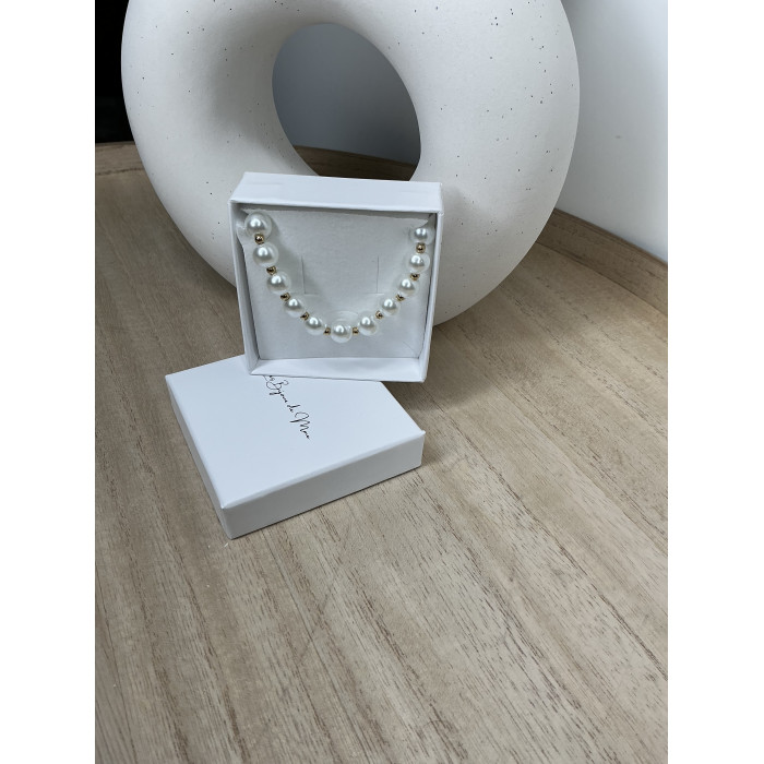 Bracelet Jasmine en perle et acier inoxydable parfait pour une soirée entre copines entre amies et soirées amoureuses