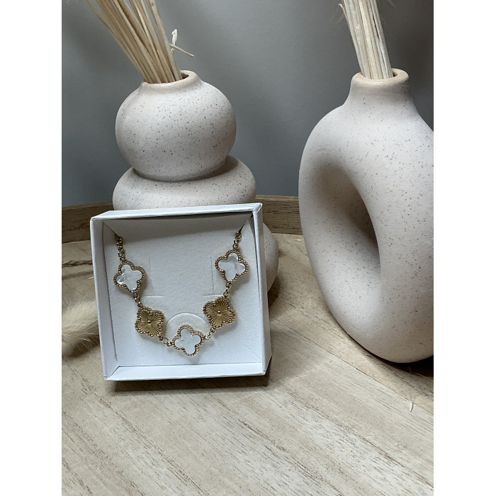 Collier Jewerly avec trèfles blanc nacré et trèfles neutre en acier inoxydable doré