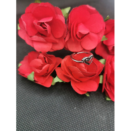 Bague Gail en métal avec un coeur argenté