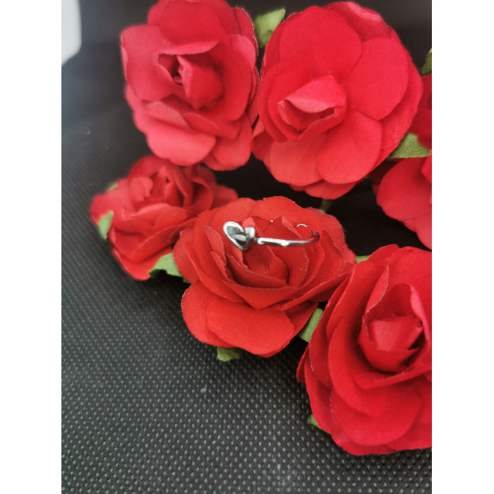 Bague Rene en métal avec un couper coupé en deux